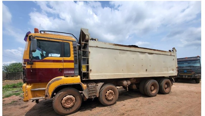 Heavy-Duty Tipper